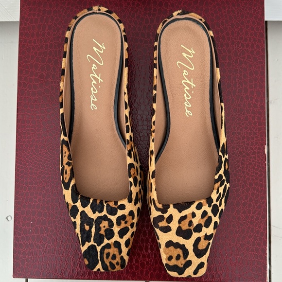 Leopard kitten heels by Matisse size 9 - Picture 5 of 8
